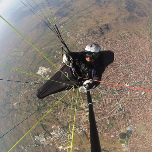 Airzone Gleitschirmreise Mazedonien Selfie über rusevo