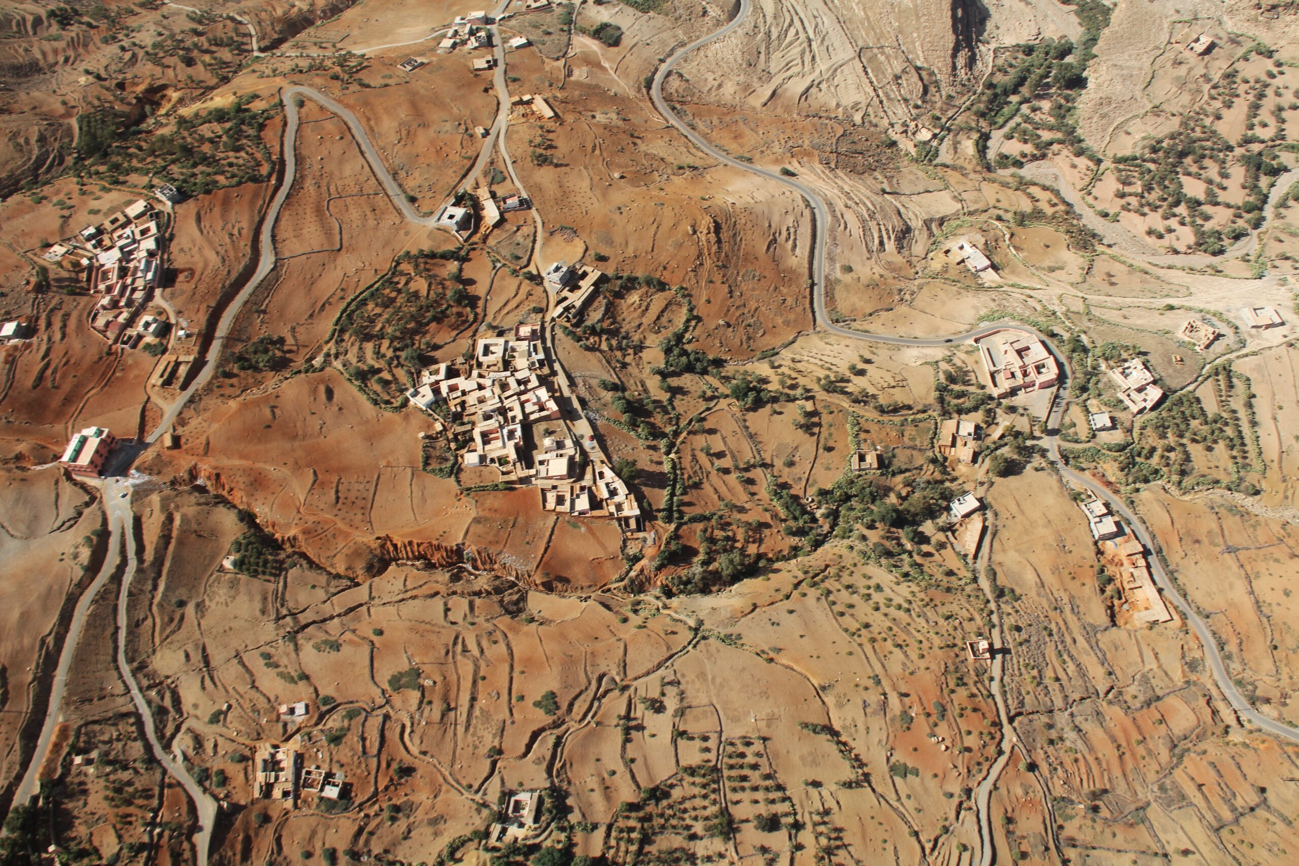 Airzone Marokko Dorf aus der Luft fotographiert