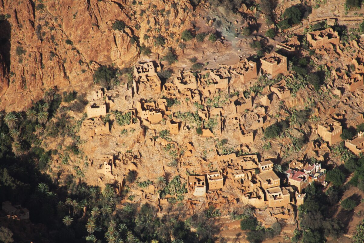 Airzone Flugreise Marokko verlassenes Dorf